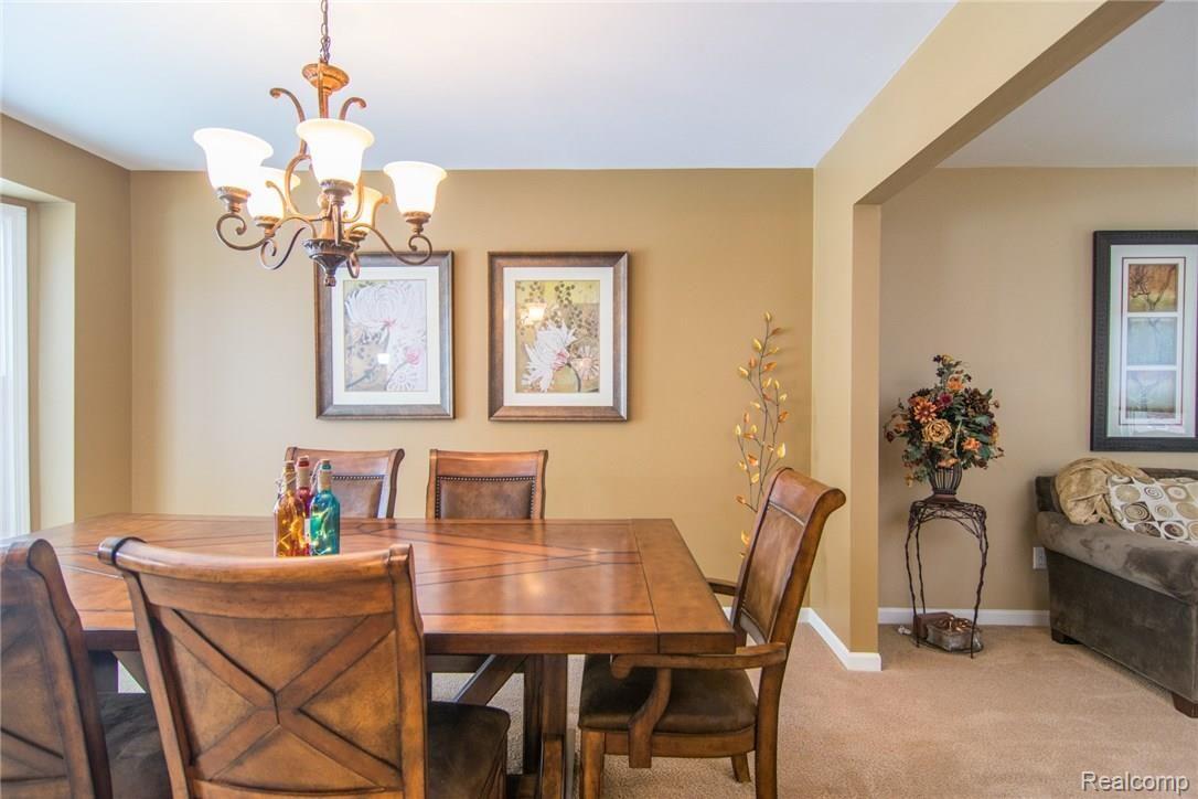 3149 Courtfield Drive Rochester, MI 48309 - Photo 7 of 58 DSC_1319.jpg