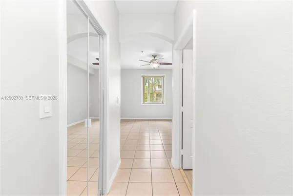 $3,000 | 8964 West Flagler Street, Unit 206, Miami, FL 33174