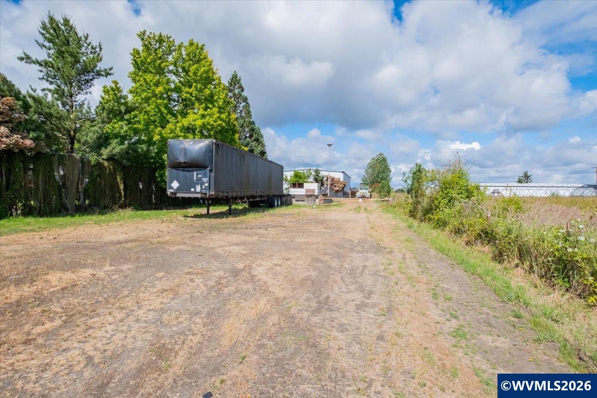 18245 Butteville Road Northeast Aurora, OR 97002 - Photo 31 of 50