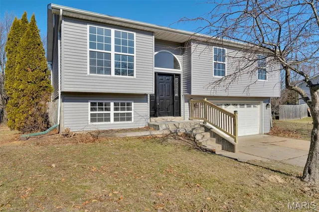 $289,900 | 29841 Marlin Drive, Wright City, MO 63390