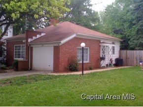 1138 North 2nd Street Springfield, IL 62702 - Photo 3 of 20