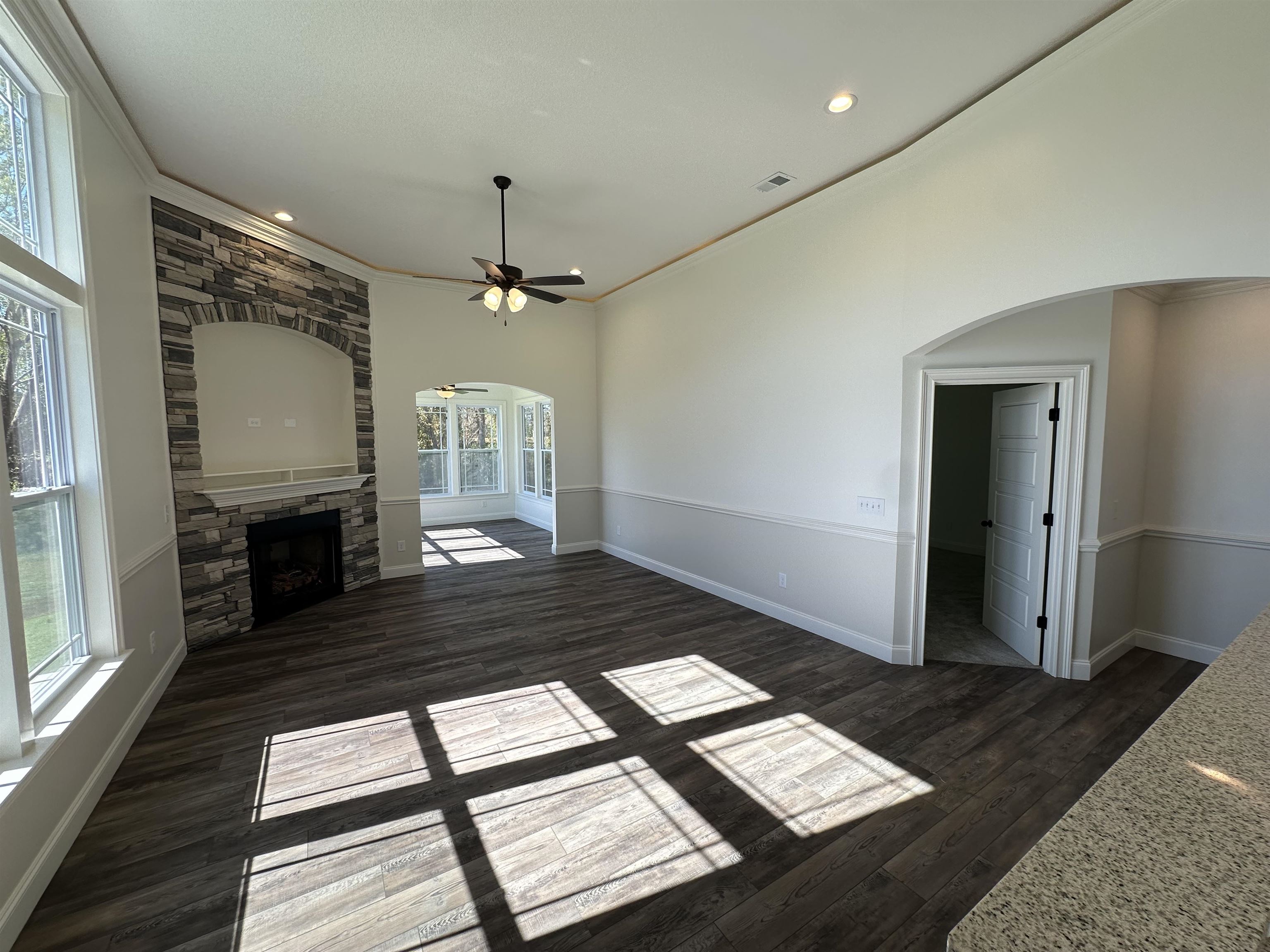 1093 Caldwell Road Campobello, SC 29322 - Photo 6 of 20