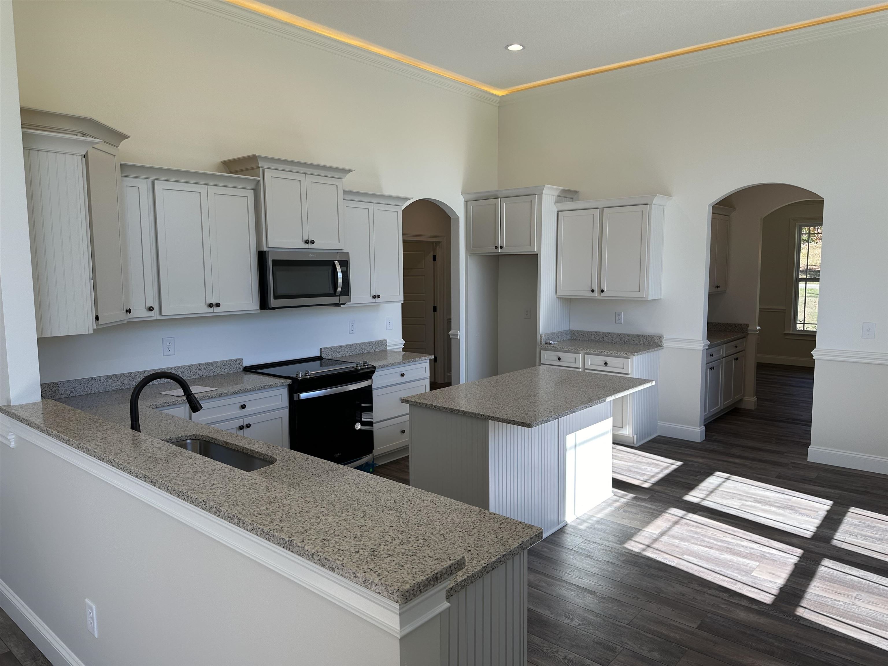 1093 Caldwell Road Campobello, SC 29322 - Photo 8 of 20