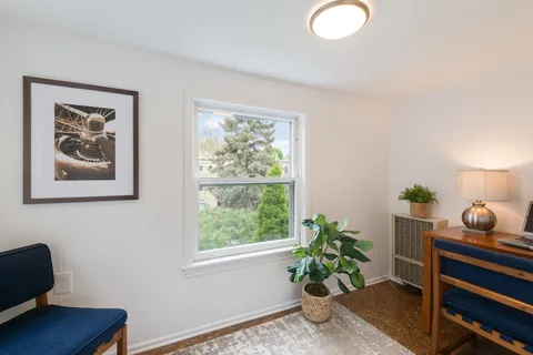 $945,000 | 1229 West Hood Avenue, Chicago, IL 60660