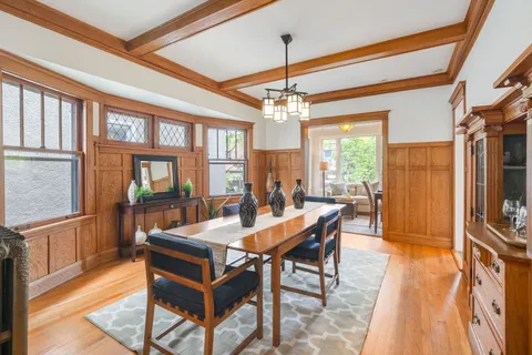 $945,000 | 1229 West Hood Avenue, Chicago, IL 60660