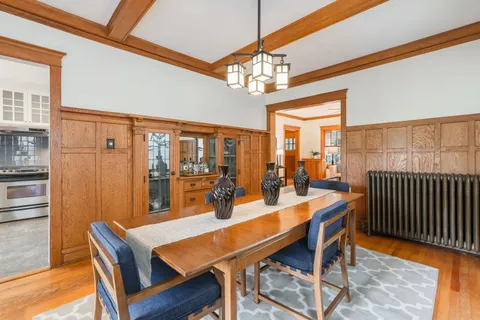 $945,000 | 1229 West Hood Avenue, Chicago, IL 60660