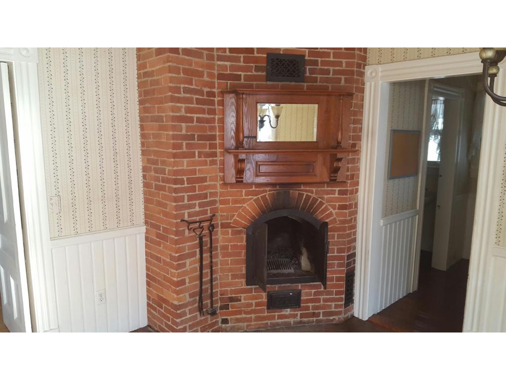28 Prospect Street Lancaster, NH 03584 - Photo 3 of 11 Gallery Image 3