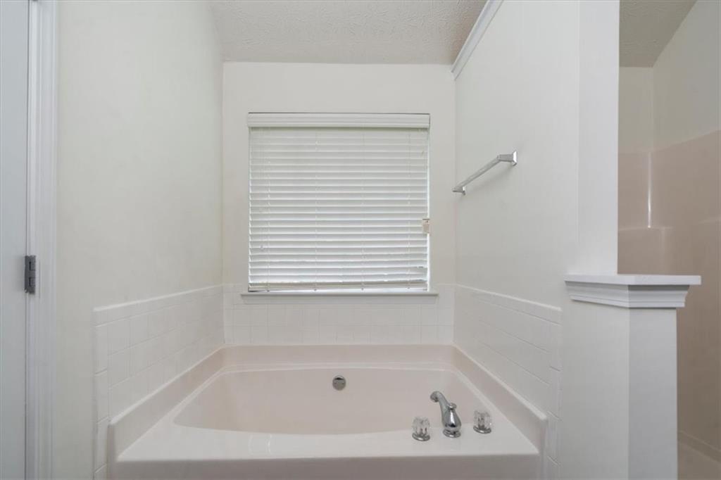 2316 Acorn Way Monroe, GA 30656 - Photo 18 of 43