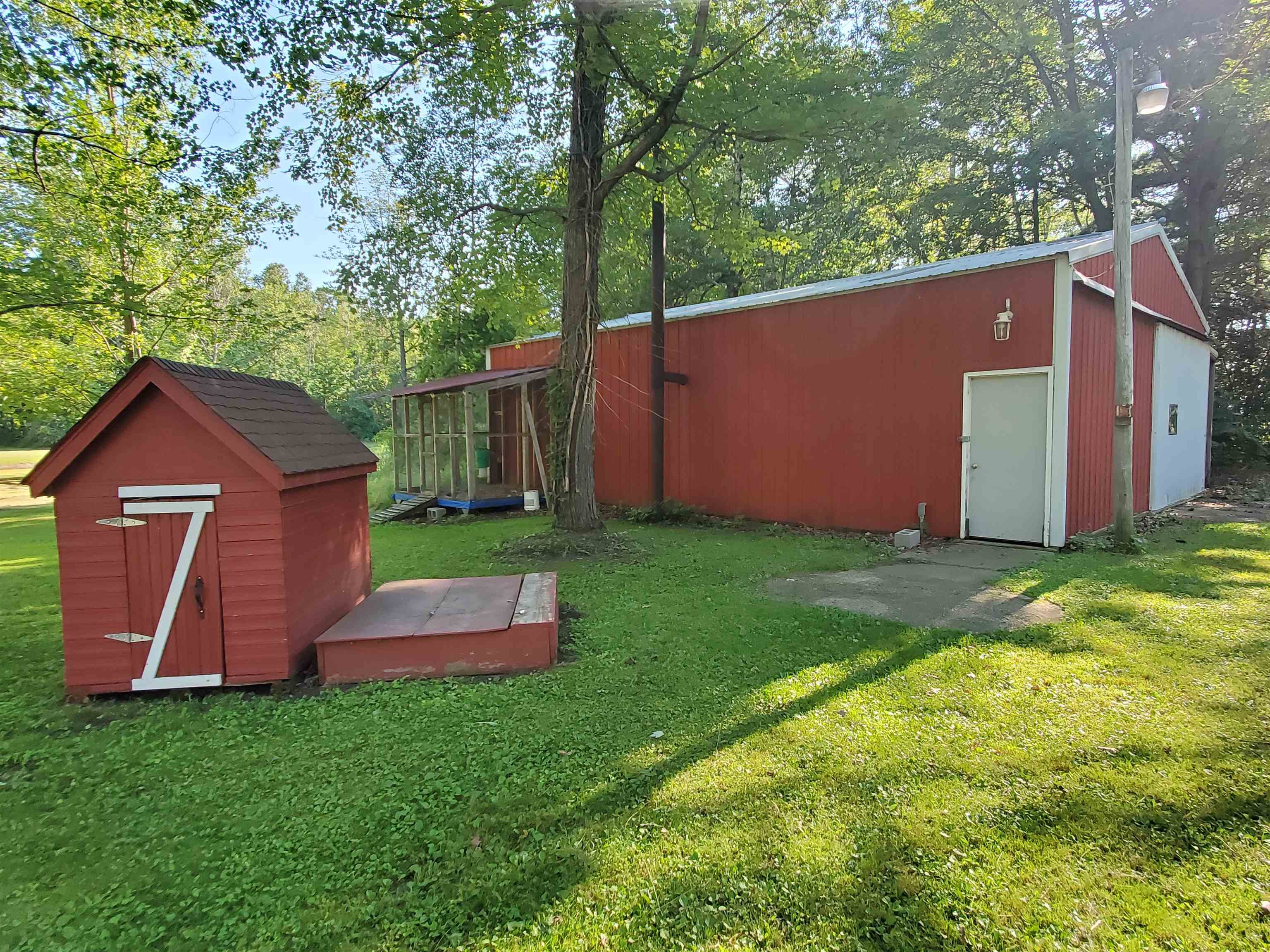 5901 West Barden Road Coleman, MI 48618 - Photo 24 of 28 1903036-24.JPG