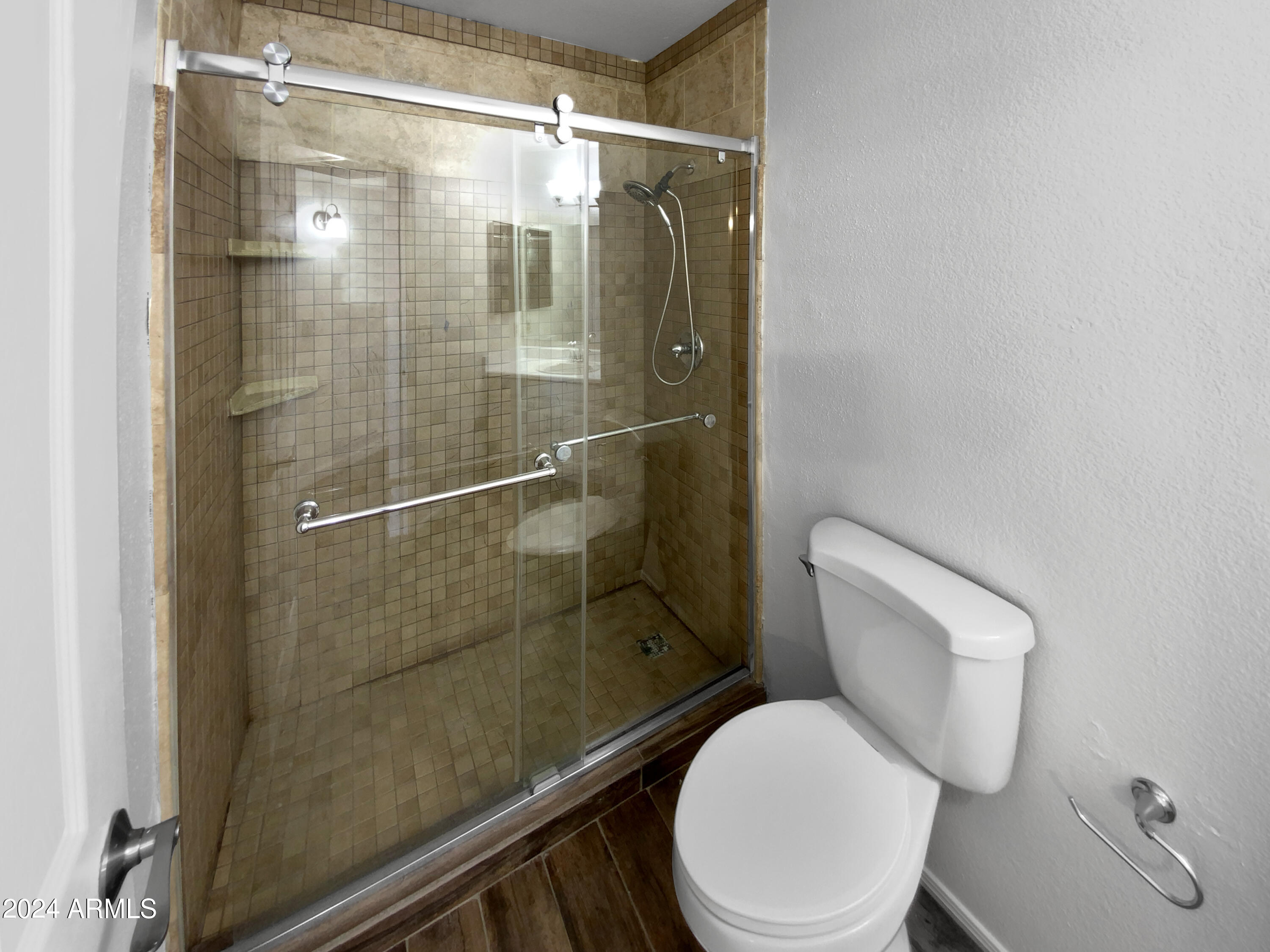 1530 East Fremont Road Phoenix, AZ 85042 - Photo 13 of 21 listing_12