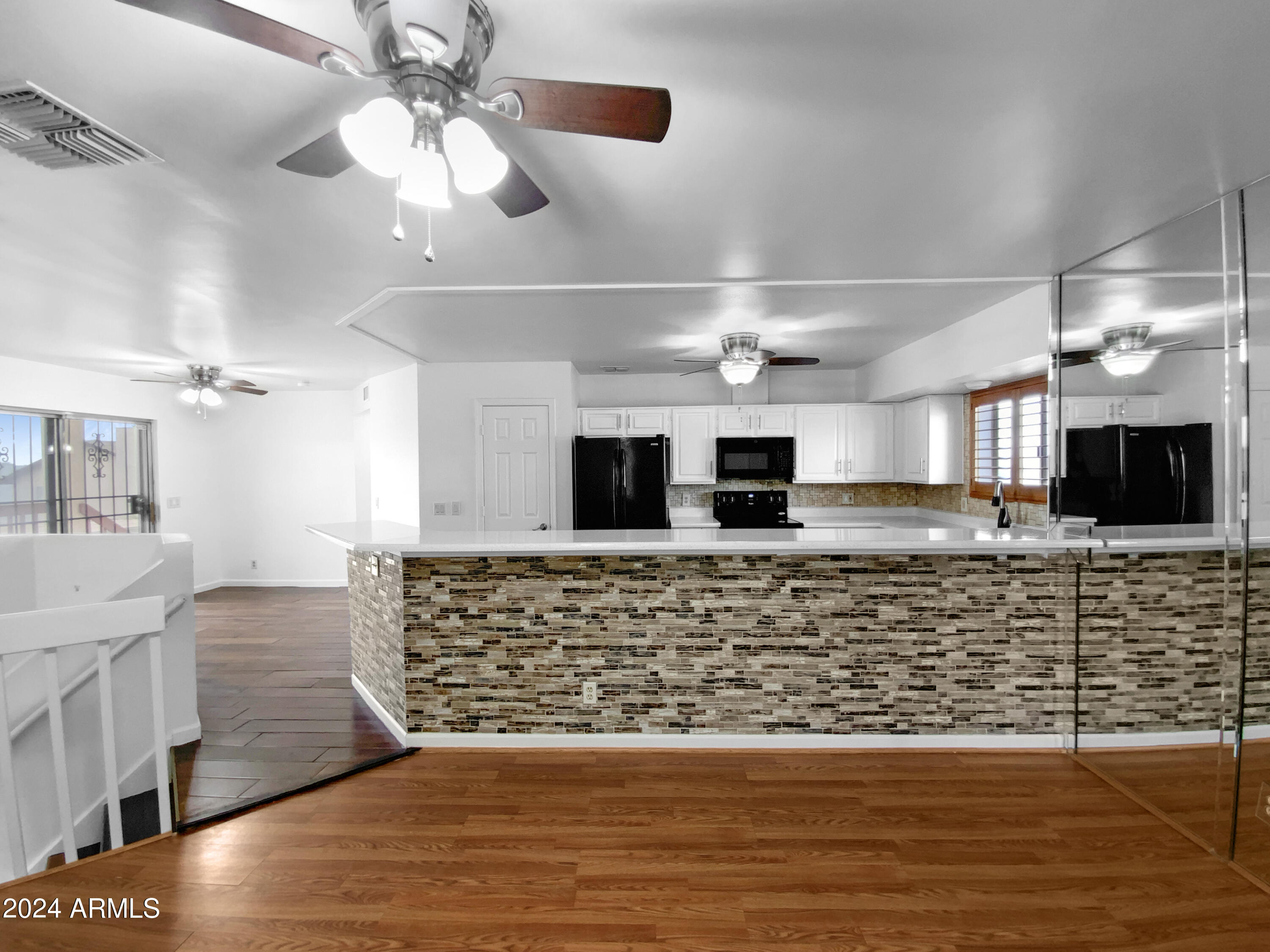 1530 East Fremont Road Phoenix, AZ 85042 - Photo 2 of 21 listing_1