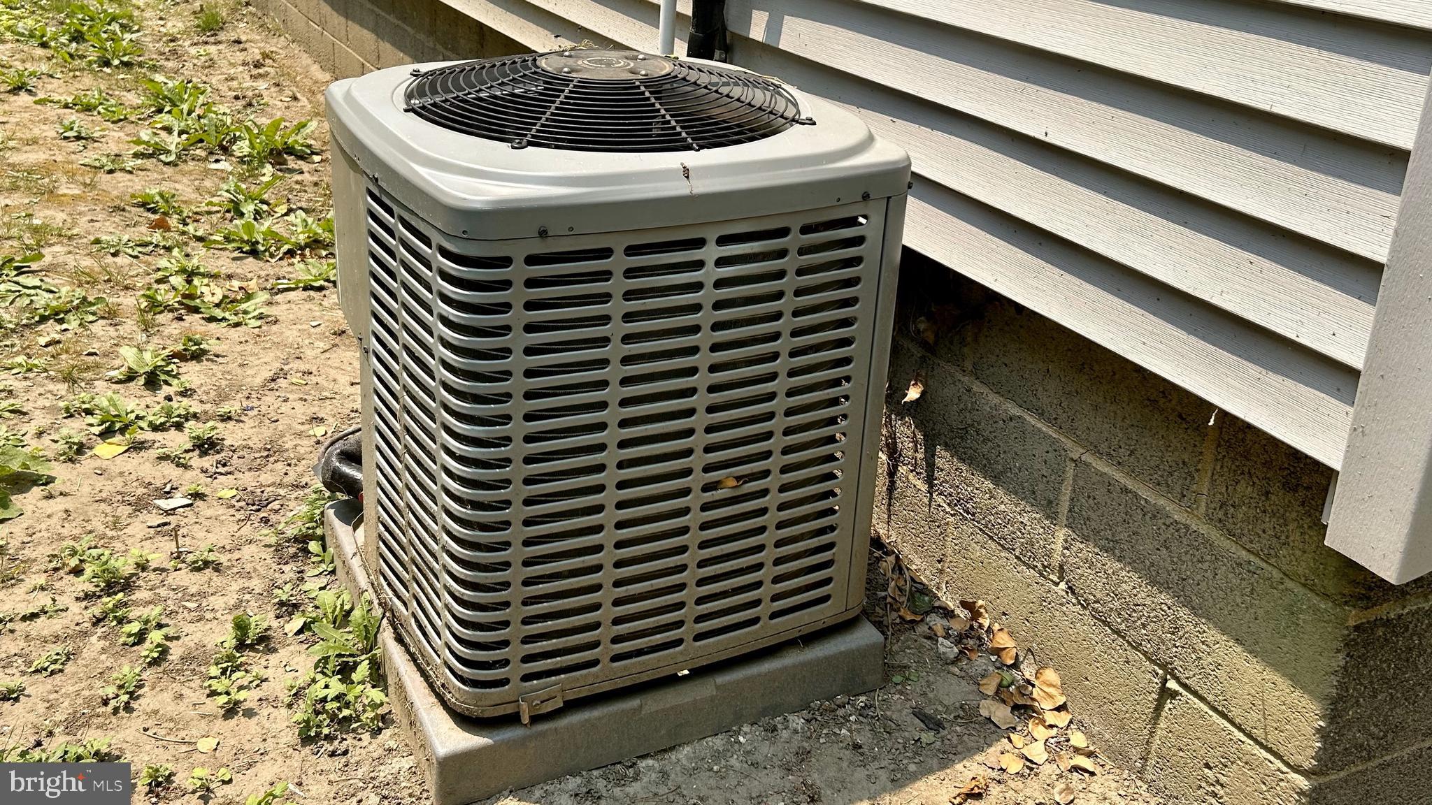 69 Carpenter Street Salem, NJ 08079 - Photo 26 of 29 a kitchen with a sink and a stove