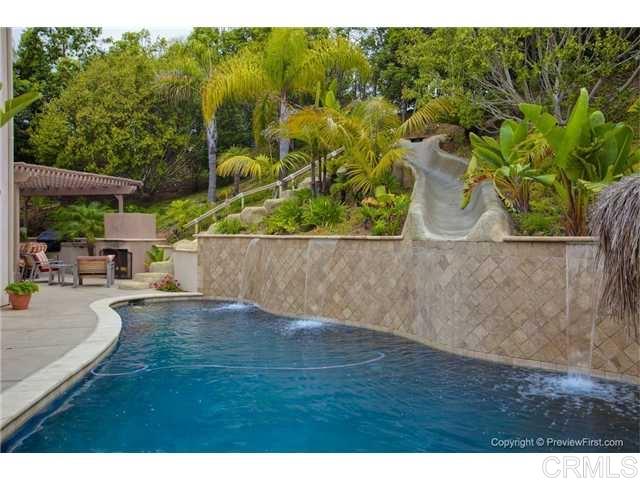 1385 Nightshade Road Carlsbad, CA 92011 - Photo 3 of 4