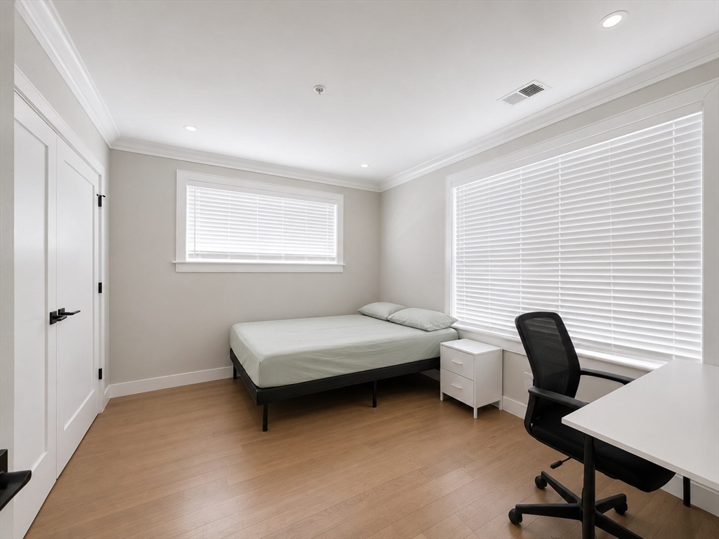 13 Greylock Road, Unit 3 Boston, MA 02134 - Photo 8 of 14