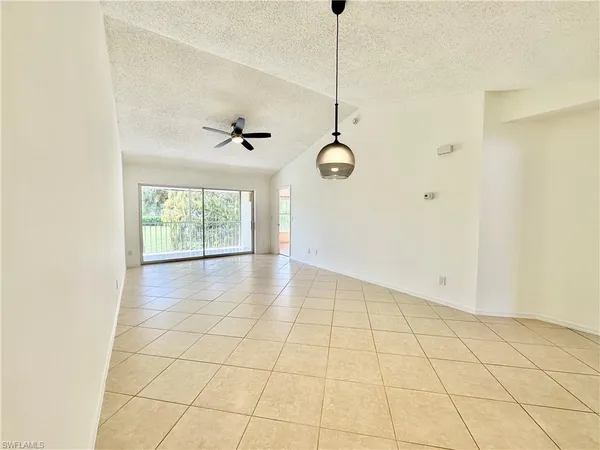 $2,000 | 709 Landover Circle, Unit 202, Naples, FL 34104