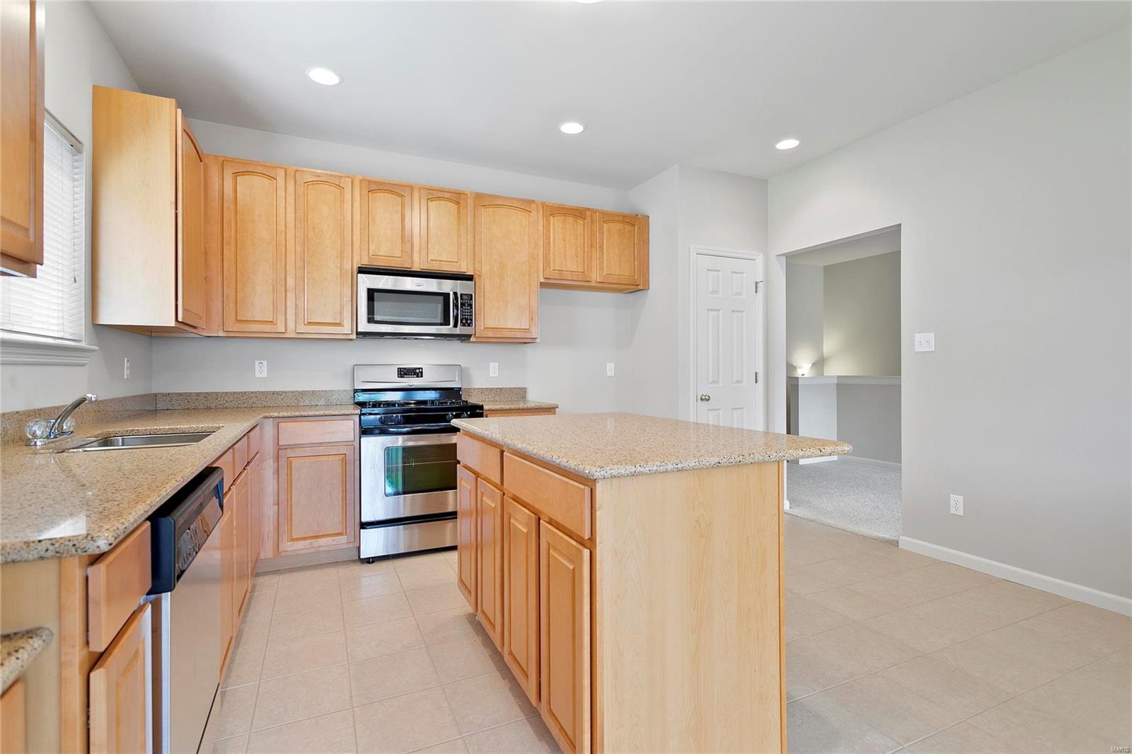 1835 Mill Ridge Court St. Louis, MO 63146 - Photo 11 of 38 Gallery Image 11