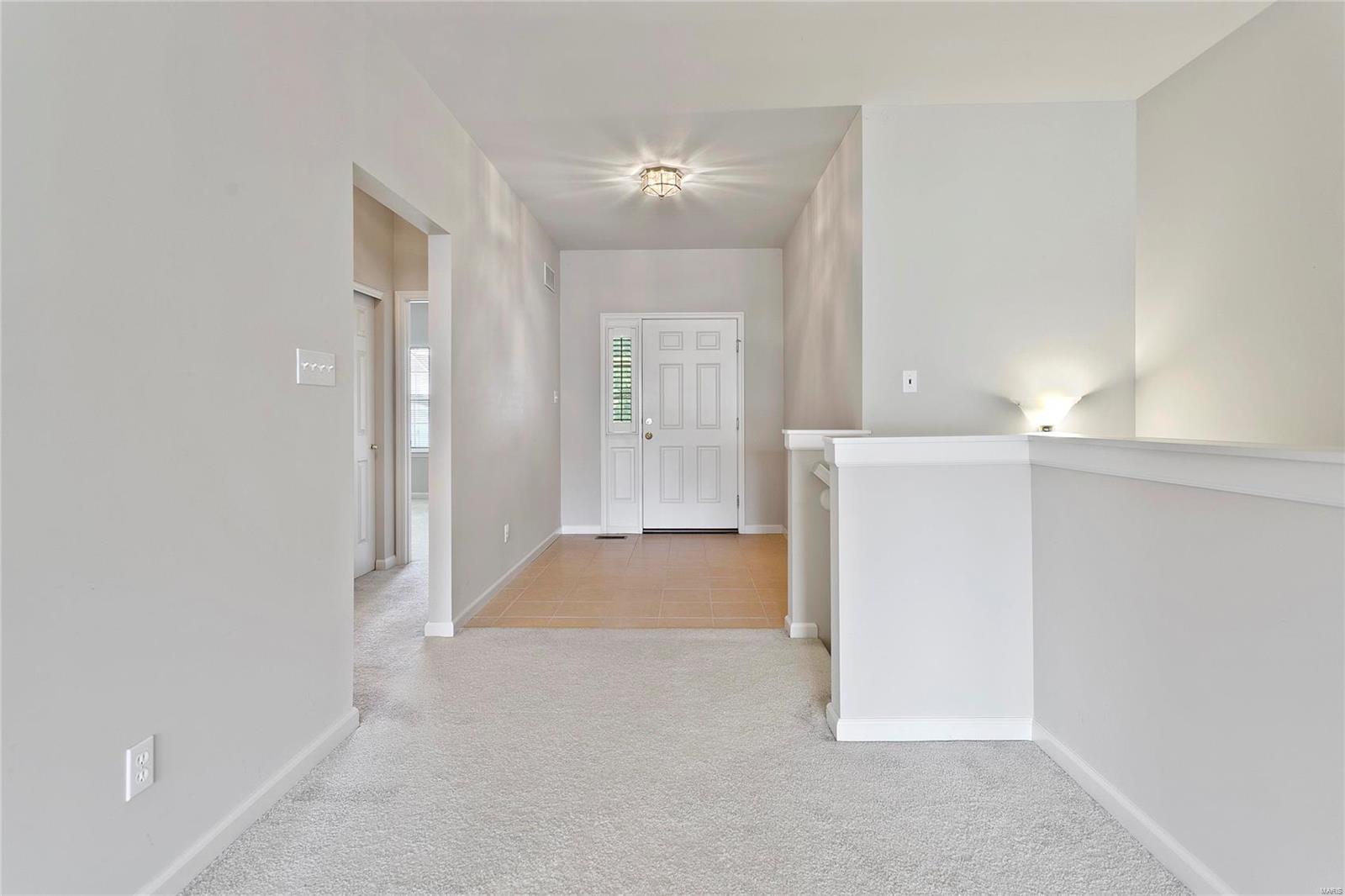 1835 Mill Ridge Court St. Louis, MO 63146 - Photo 3 of 38 Gallery Image 3