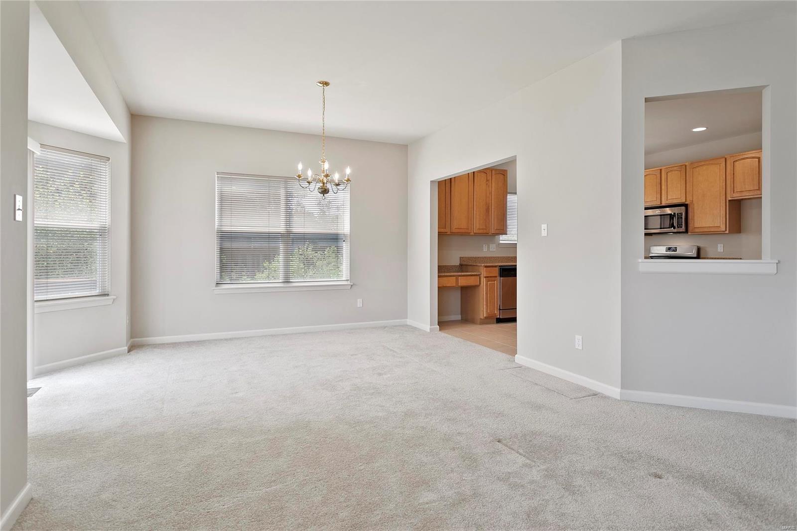 1835 Mill Ridge Court St. Louis, MO 63146 - Photo 6 of 38 Gallery Image 6