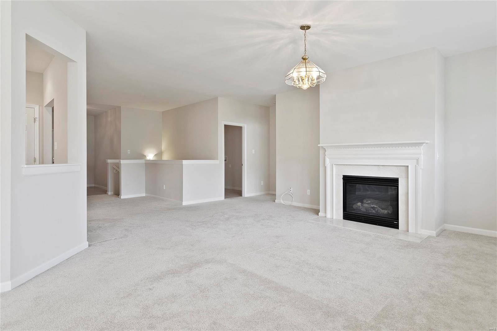 1835 Mill Ridge Court St. Louis, MO 63146 - Photo 8 of 38 Gallery Image 8