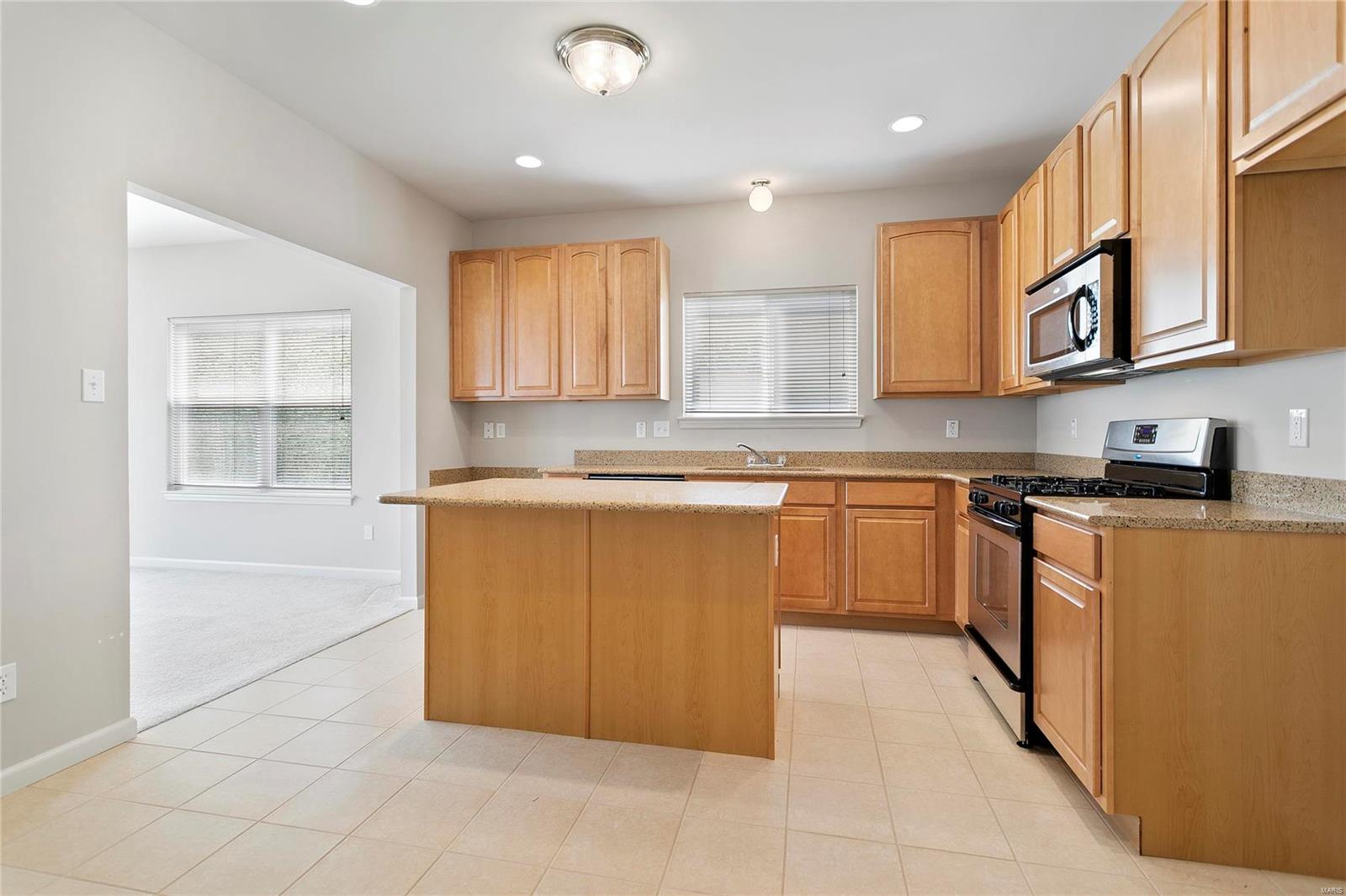 1835 Mill Ridge Court St. Louis, MO 63146 - Photo 10 of 38 Gallery Image 10