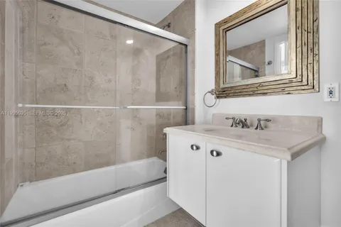 $1,130,000 | 333 Las Olas Way, Unit 2703, Fort Lauderdale, FL 33301