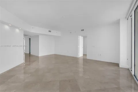 $1,130,000 | 333 Las Olas Way, Unit 2703, Fort Lauderdale, FL 33301