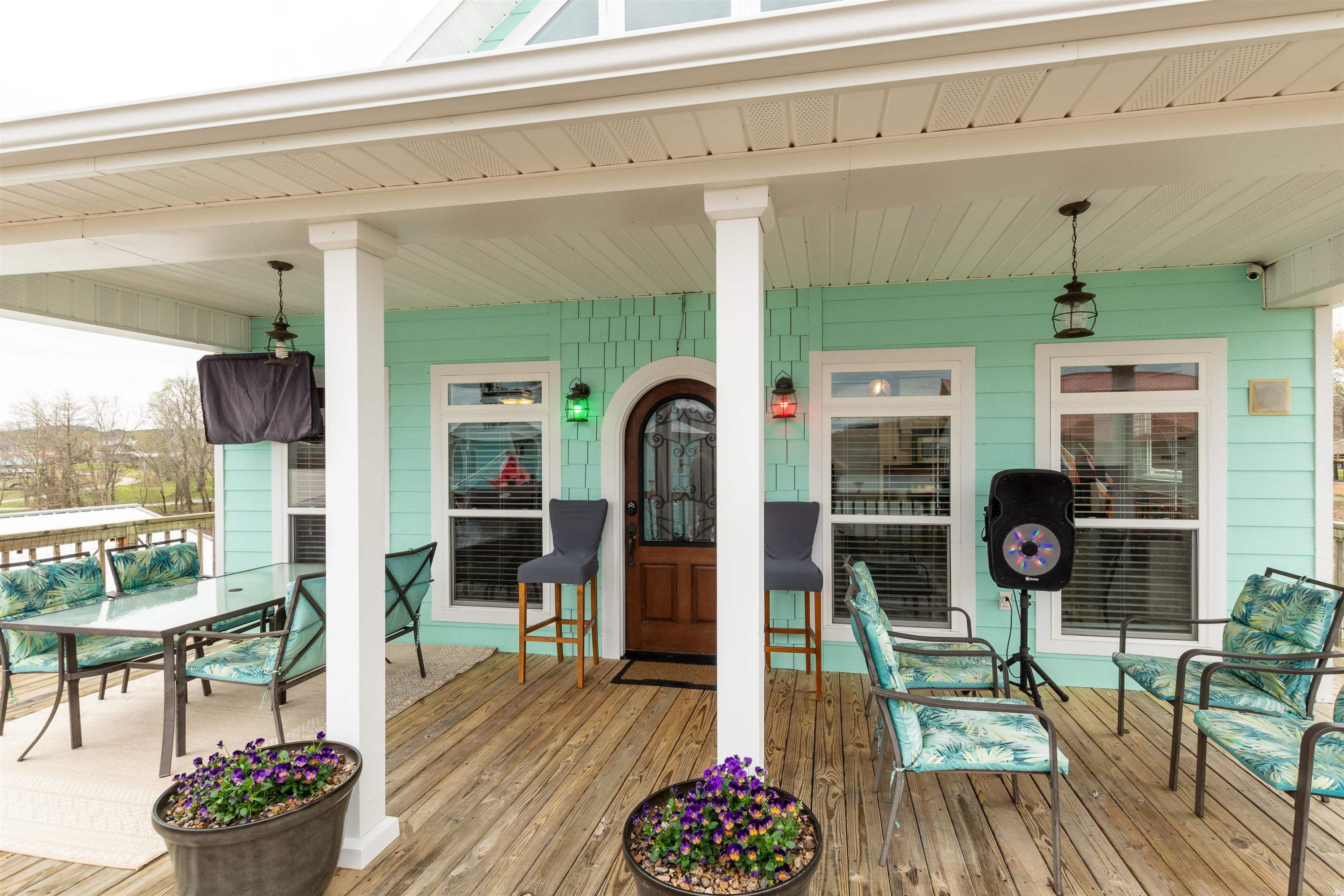 315 Lagoon Lane Decaturville, TN 38329 - Photo 1 of 23 Photo 1