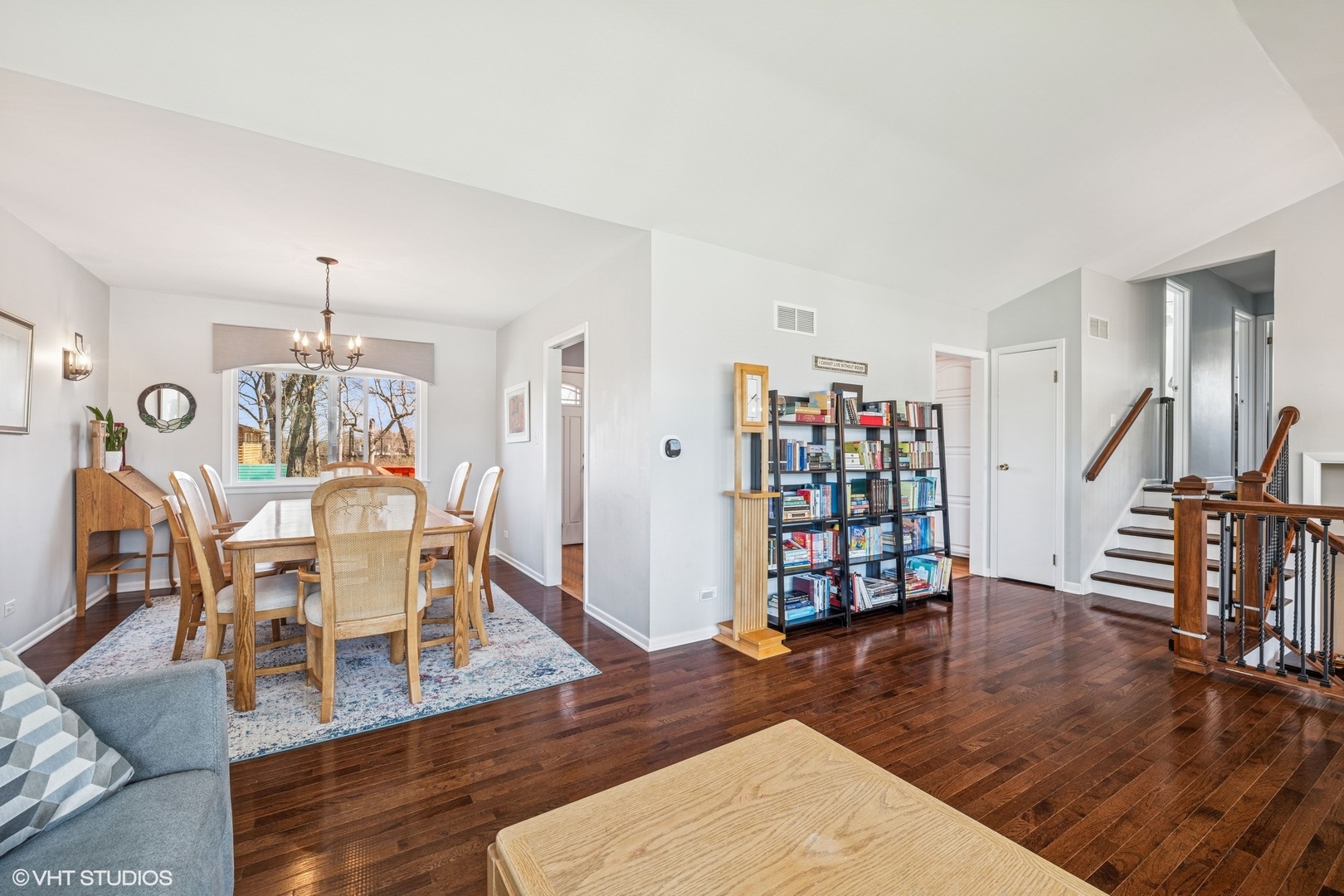 761 Kipling Place Deerfield, IL 60015 - Photo 7 of 27 a view of a dining room with furniture and wooden floor