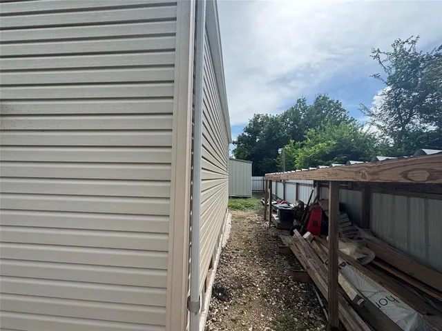 $130,000 | 410 North Douglas Street, Mart, TX 76664