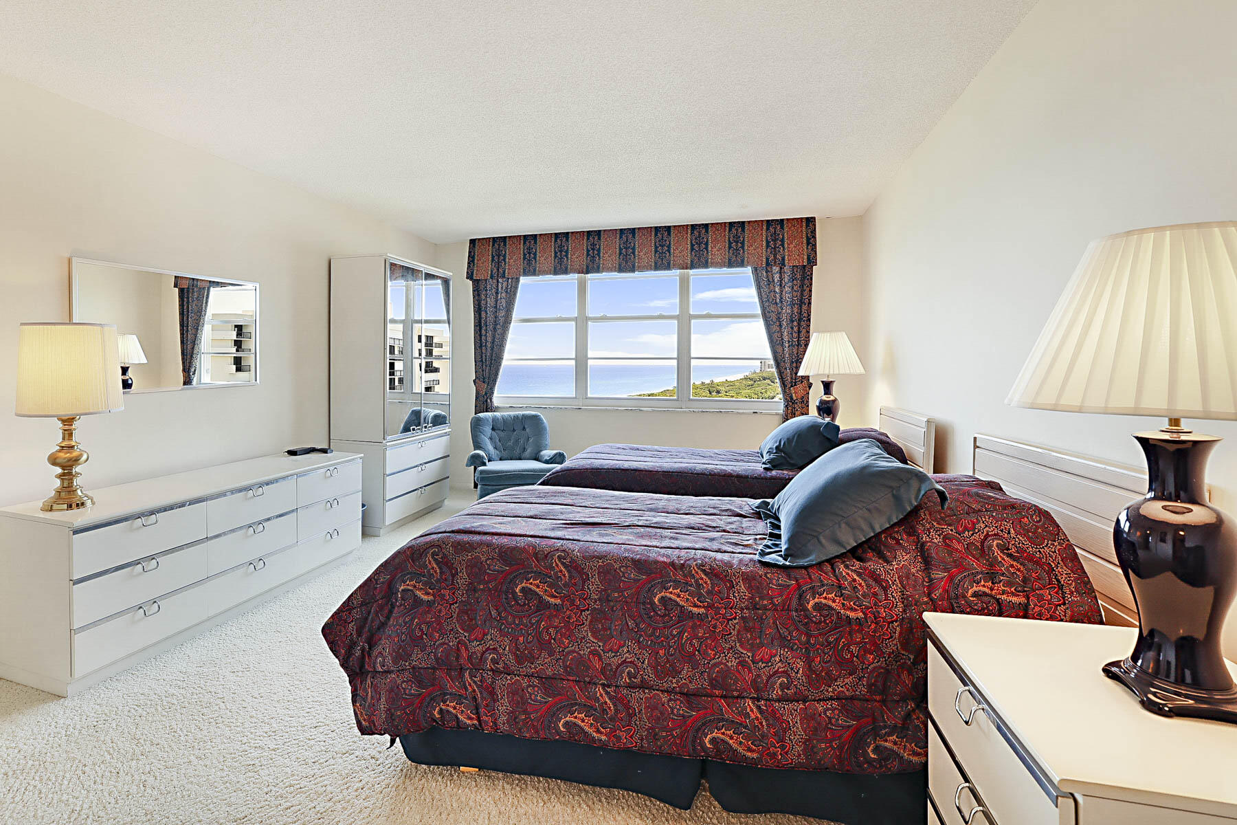 2121 North Ocean Boulevard, Unit 1707E Boca Raton, FL 33431 - Photo 17 of 61 PRIMARY BEDROOM
