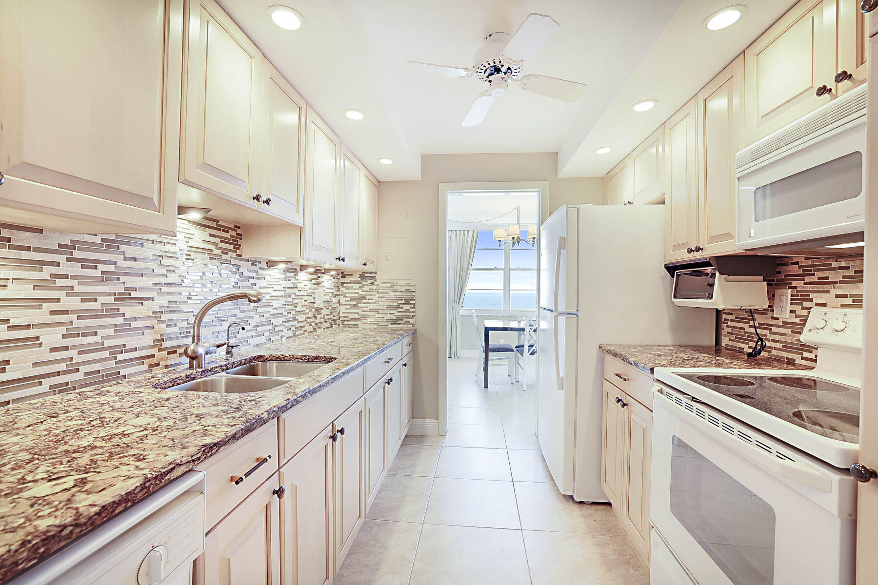 2121 North Ocean Boulevard, Unit 1707E Boca Raton, FL 33431 - Photo 10 of 61 UPDATED KITCEN