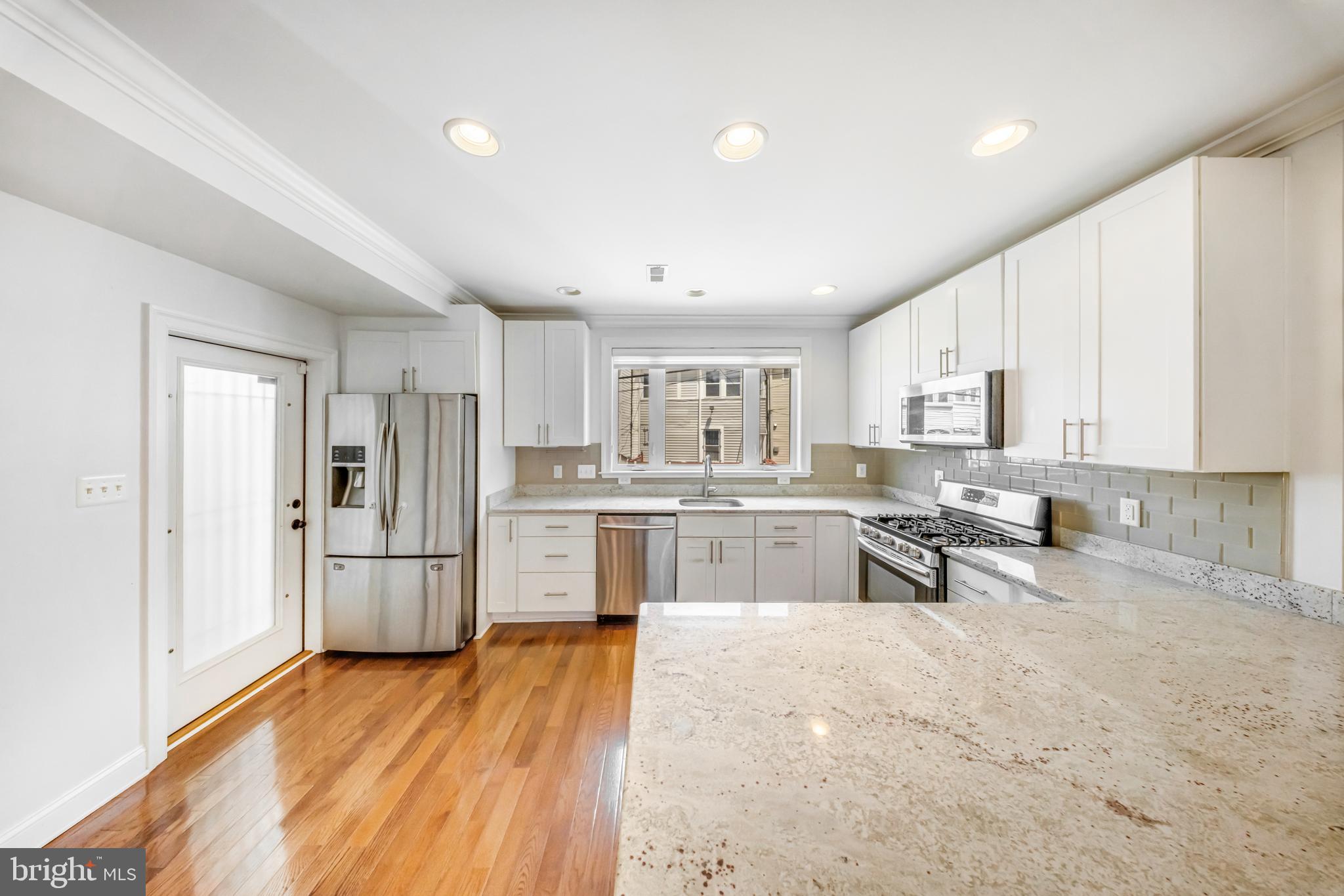 1505 Spring Place Northwest Washington, DC 20010 - Photo 7 of 37 Gallery Image 7