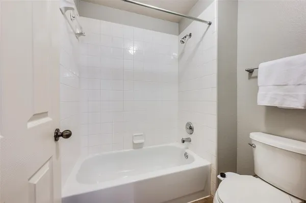 $525,000 | 2394 Maserati Drive, Frisco, TX 75033