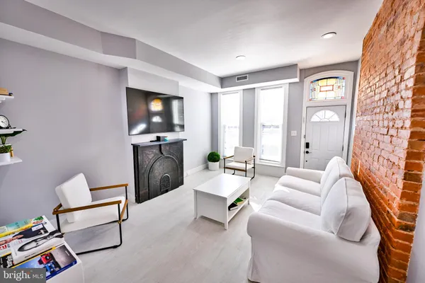 $3,300 | 1015 Riverside Avenue, Baltimore, MD 21230