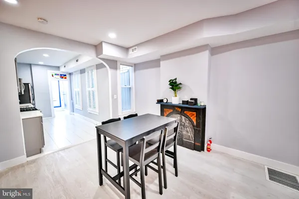 $3,300 | 1015 Riverside Avenue, Baltimore, MD 21230