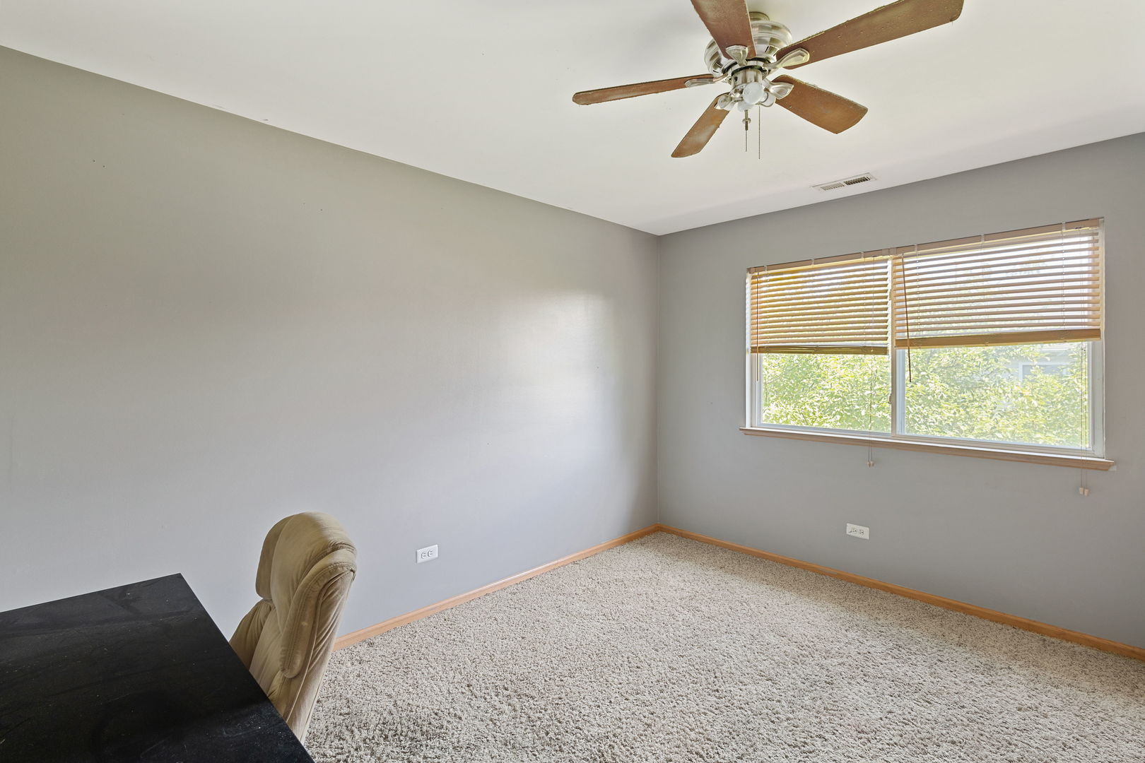 17537 Gilbert Drive Lockport, IL 60441 - Photo 5 of 16 a view of a livingroom with a window