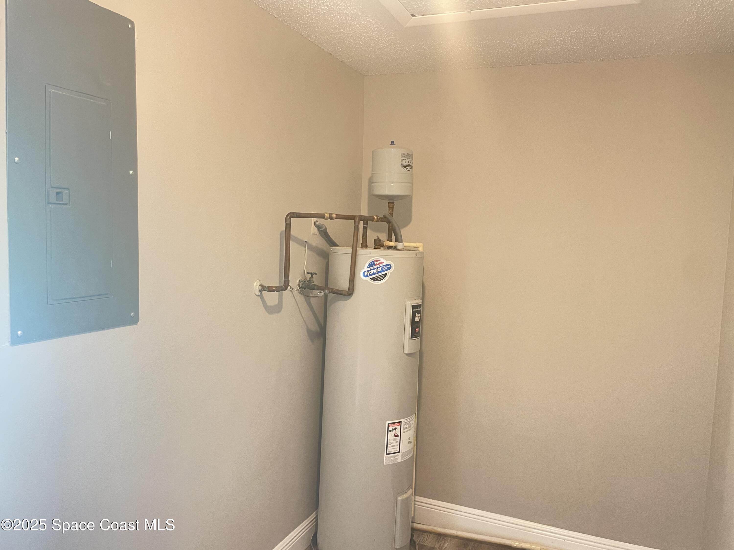 1118 Manatee Drive Rockledge, FL 32955 - Photo 14 of 17 a bathroom with a shower