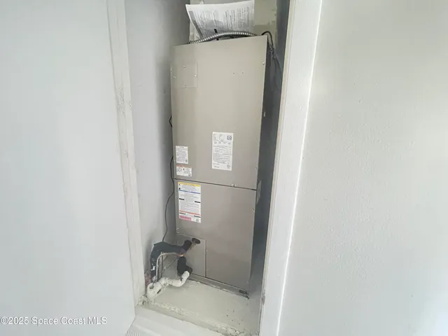 a bathroom with a toilet