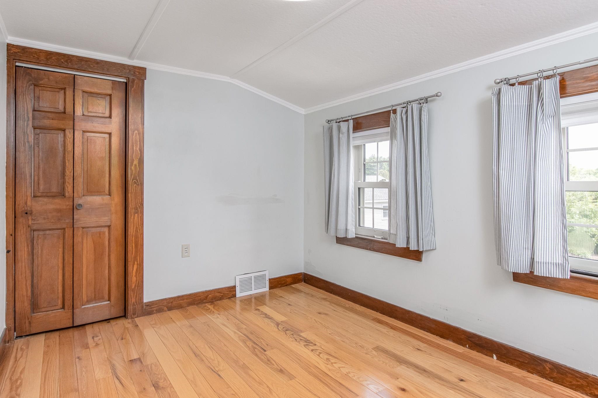 39 Dearborn Avenue Hampton, NH 03842 - Photo 32 of 48