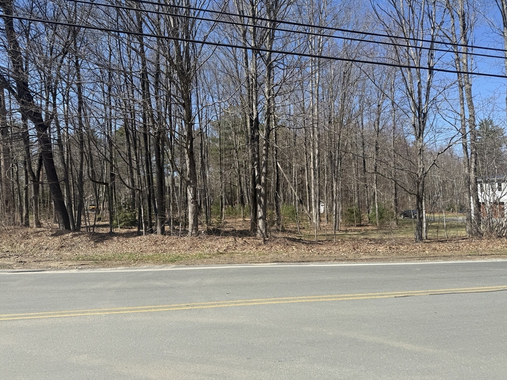 87 East Street Southampton, MA 01073 - Photo 2 of 4 a view of a yard and a building