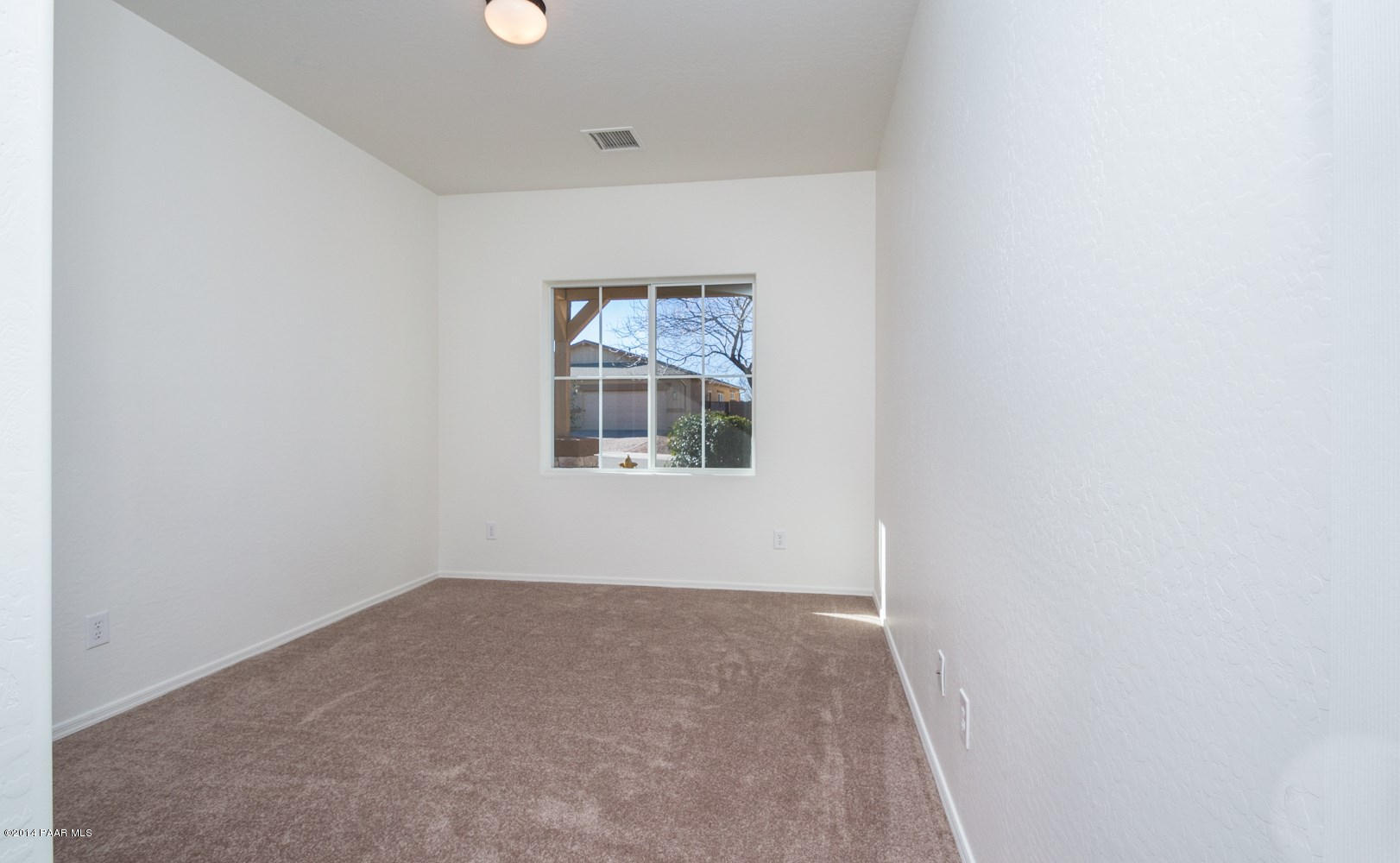 12804 East Rico Street Dewey, AZ 86327 - Photo 11 of 15 011_Guest Bedroom