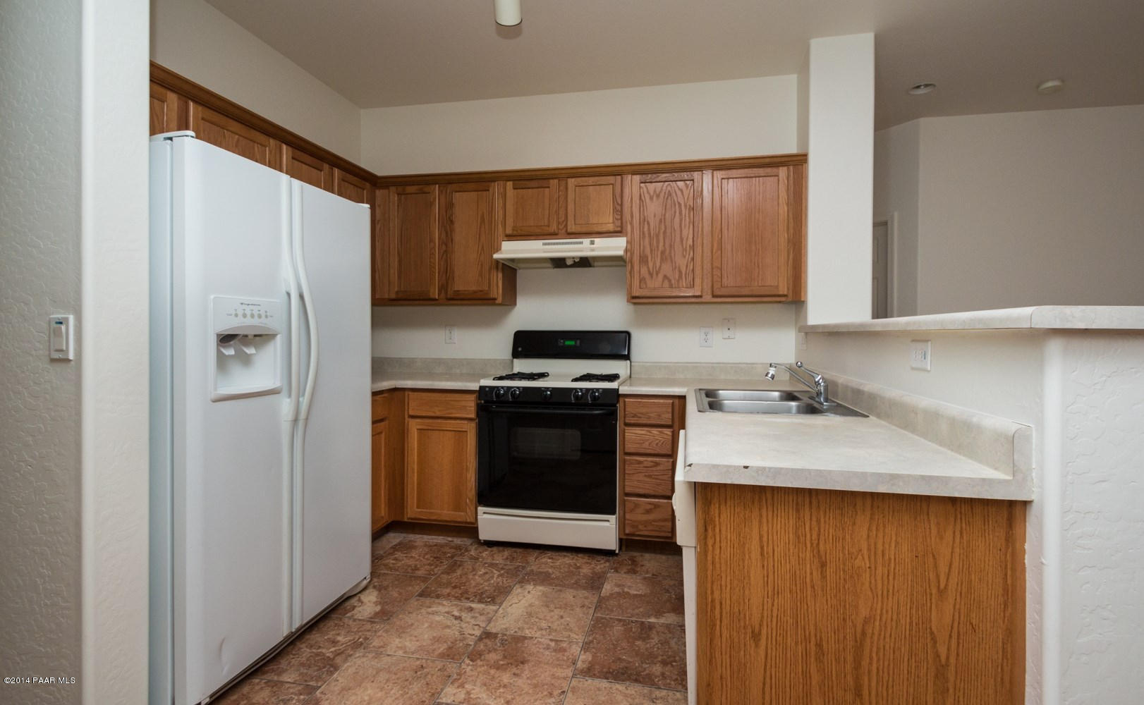 12804 East Rico Street Dewey, AZ 86327 - Photo 3 of 15 003_Kitchen