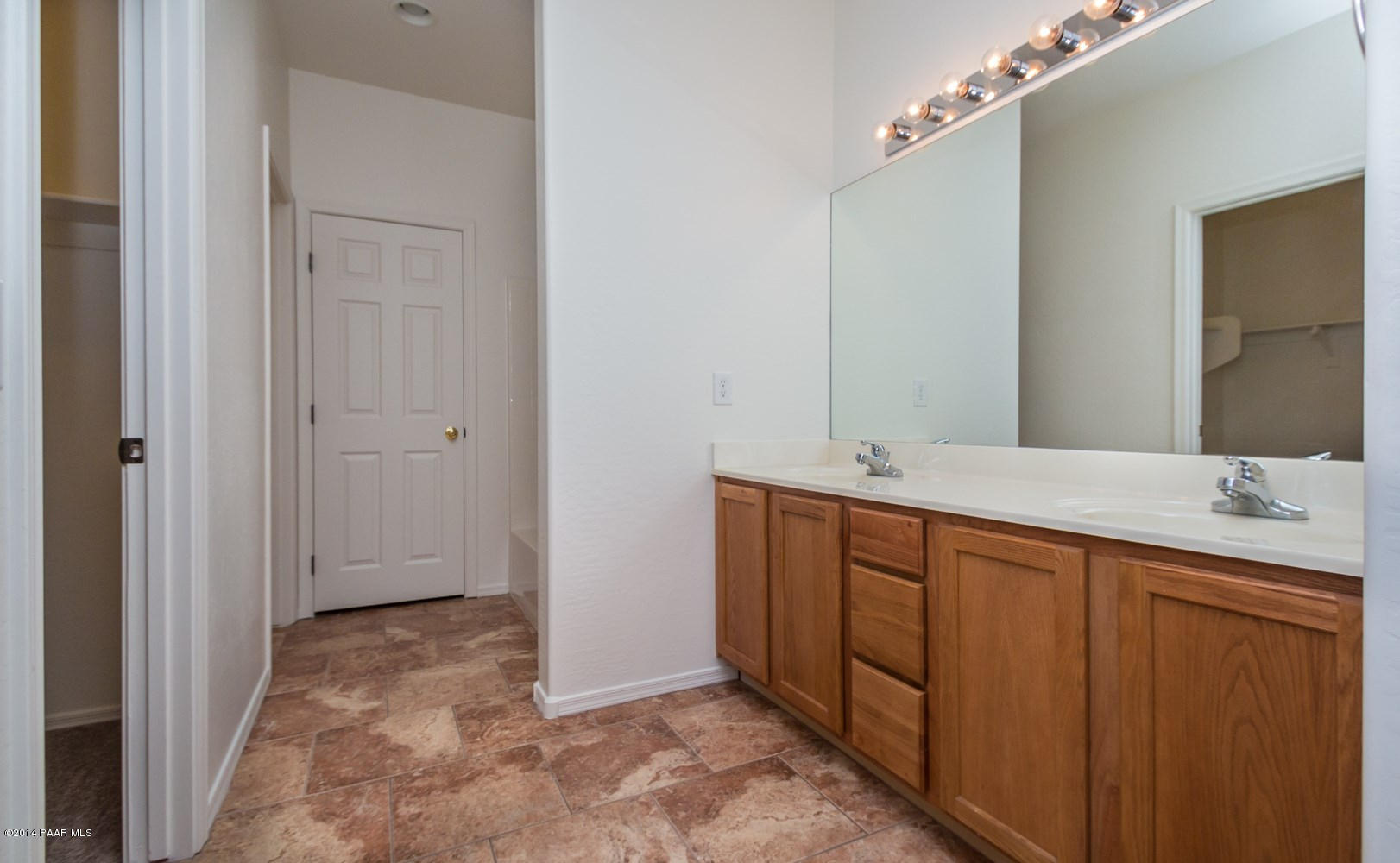 12804 East Rico Street Dewey, AZ 86327 - Photo 9 of 15 009_Master Bathroom