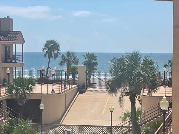 $205,000 | 7312 Seawall Boulevard, Unit 209, Galveston, TX 77551