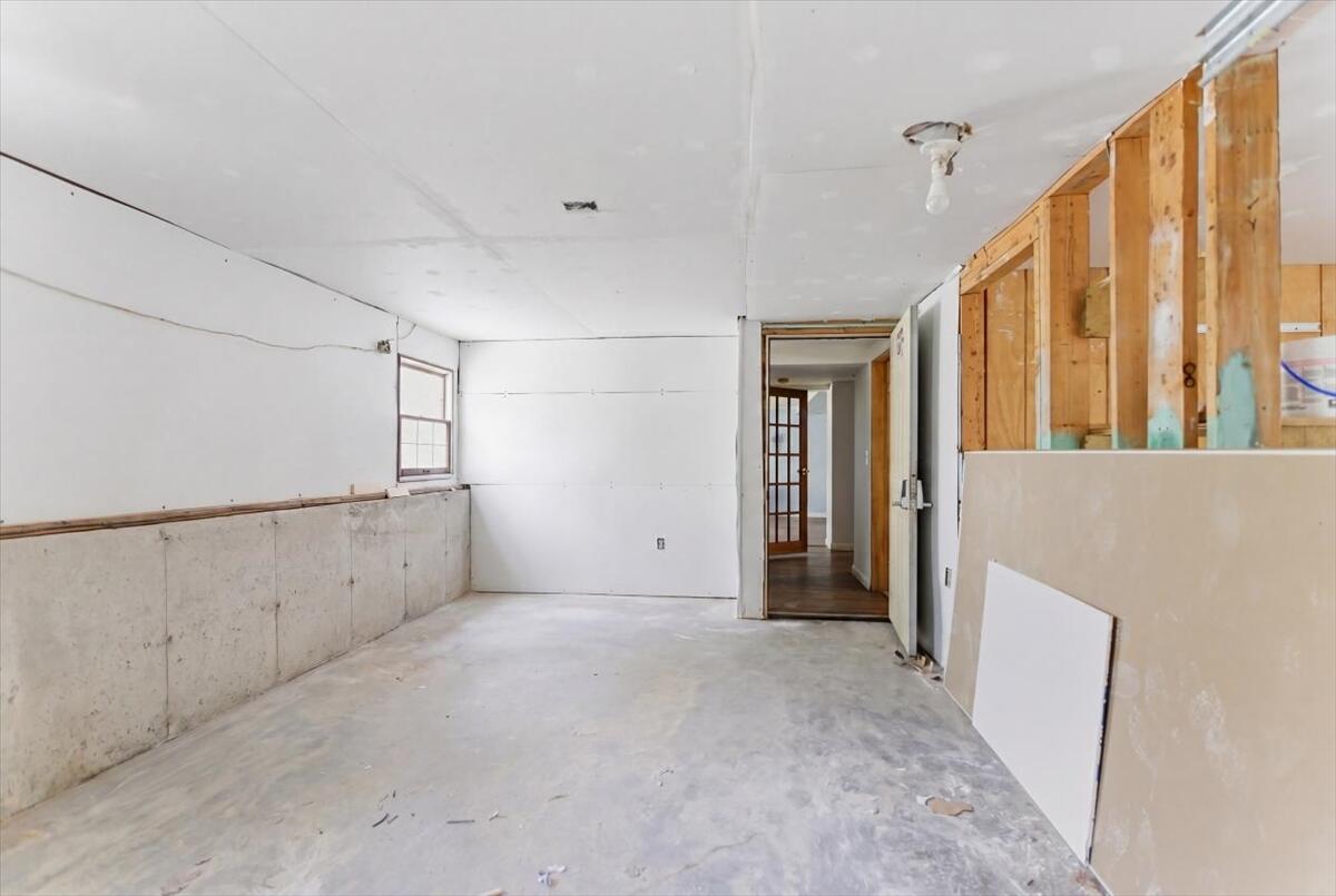 25 Forbes Lane Windham, ME 04062 - Photo 14 of 52 15-DSC06948_declutter_1d591090