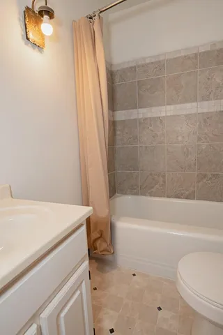 $249,900 | W508 Spur Lane, Fountain City, WI 54629