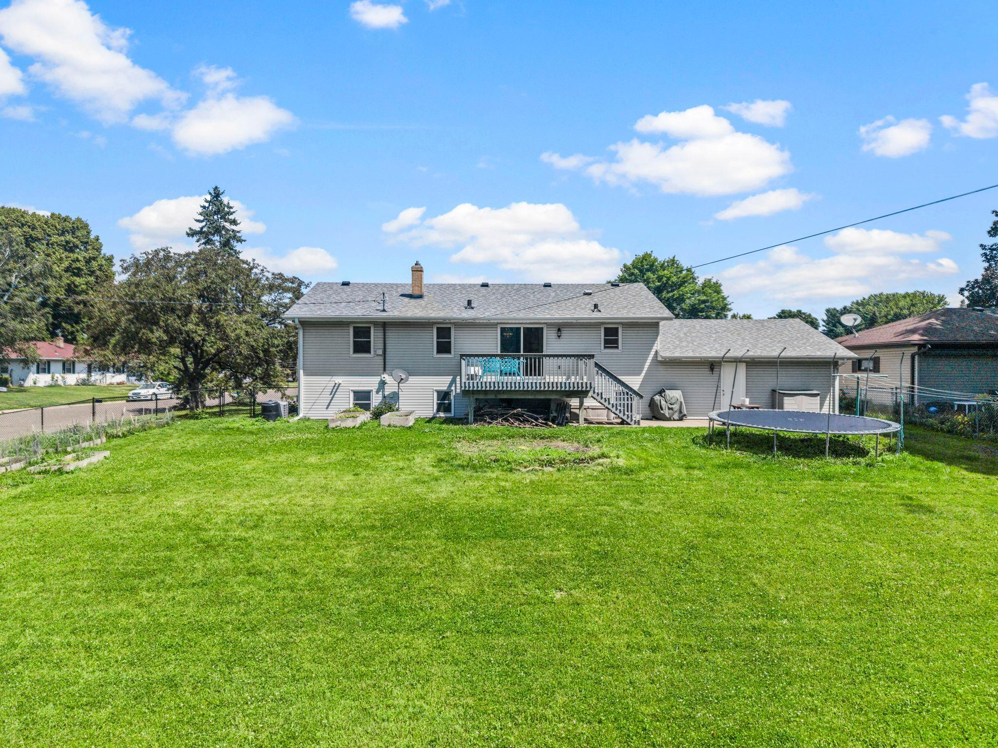 2162 Maple Lane East Maplewood, MN 55109 - Photo 34 of 50
