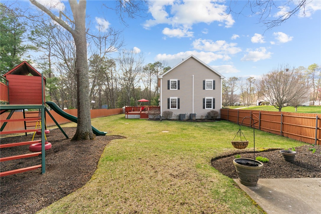 12 Kiley Way Coventry, RI 02816 - Photo 6 of 43 Gallery Image 6