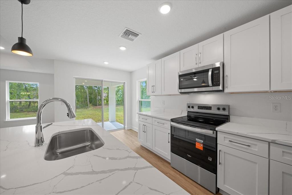 13483 Flemington Road Brooksville, FL 34614 - Photo 17 of 58