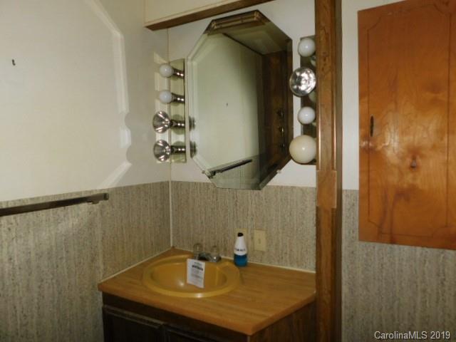 340 Chandler Road Salisbury, NC 28147 - Photo 13 of 32 Gallery Image 13